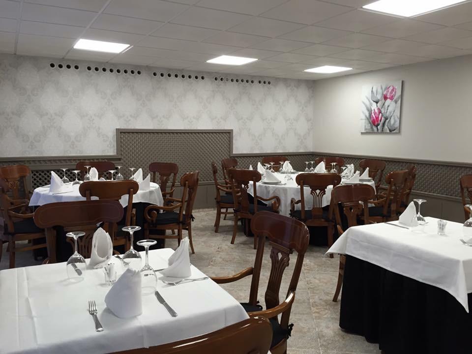 Hotel Restaurante Derby O Carballiño Zewnętrze zdjęcie