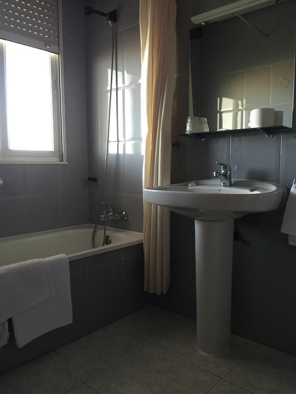 Hotel Restaurante Derby O Carballiño Pokój zdjęcie