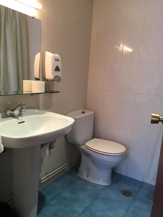 Hotel Restaurante Derby O Carballiño Zewnętrze zdjęcie